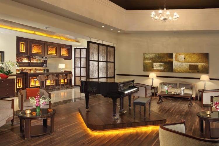 Preferred Club Piano Bar
